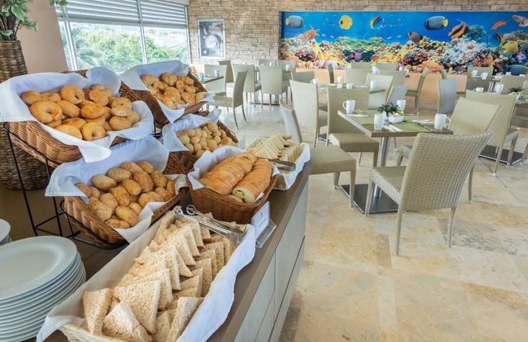 Arrecife cafe  GHL Relax Corales de Indias Carthagène