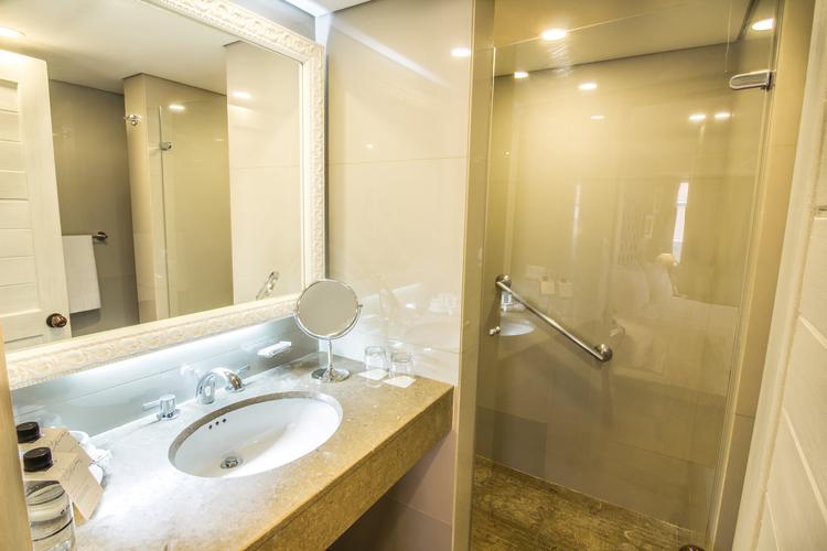 Salle de bains standard ghl hotel hamilton Hôtel GHL Collection Hamilton Bogota