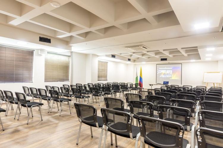 Salle de réunion aquitania  GHL Portón Medellín
