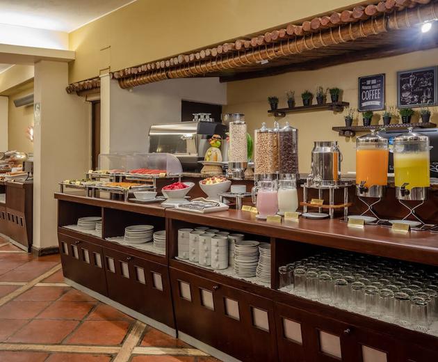 Inkafe restaurant bar  Sonesta Posadas del Inca Puno