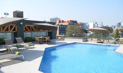 Piscine  Sonesta El Olivar Lima