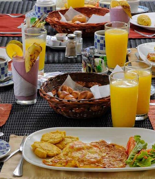 PLAN ALOJAMIENTO Y ALMUERZO GHL Hôtels
