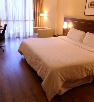 Chambre supérieure king Howard Johnson Hotel & Suites Córdoba