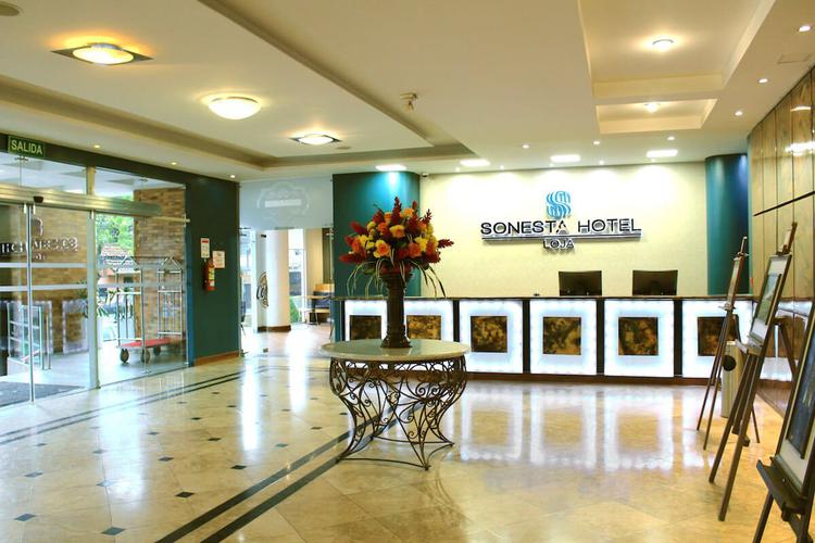 Hall Sonesta Hotel Loja